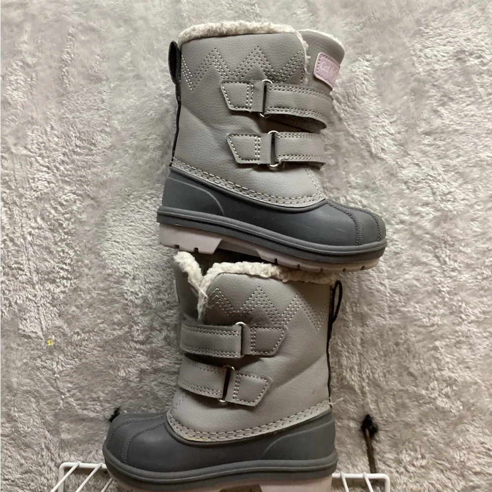 Cat & Jack Gray and‎ Pink Winter Boots
